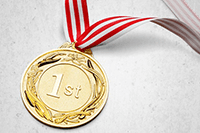 Eine goldene Siegermedaille